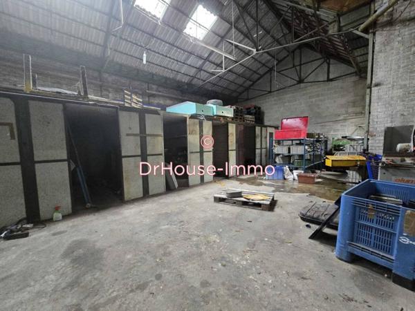 Immeuble à vendre 7 pièces de 210 m²