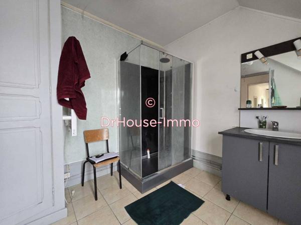 Immeuble à vendre 7 pièces de 210 m²