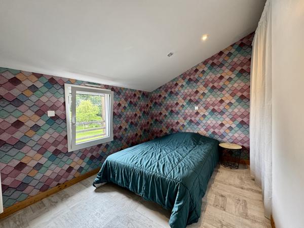 Saint-Georges-de-Pointindoux (85150) Maison 6 chambres offrant 180 m2 habitables sur 2462 m2 de terrain