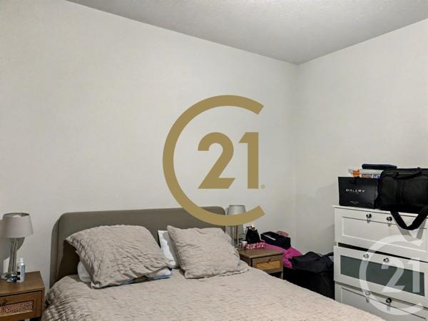 Appartement F3 à vendre  3 pièces - 66,54 m2 DECINES CHARPIEU - 69