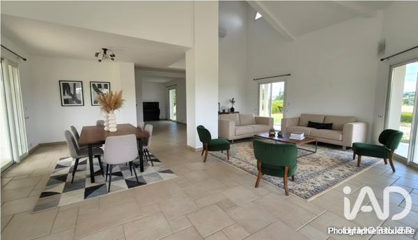 Maison à vendre 6 pièces 201 m² Saint-Nauphary