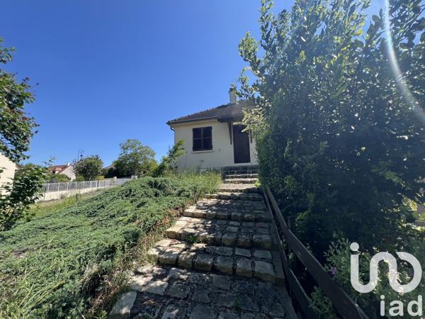 Maison traditionnelle 5 pièces de 80 m² à Saintry-sur-Seine (91250)