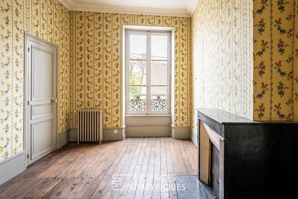 Maison bourgeoise à réinventer au coeur de Meung-sur-Loire