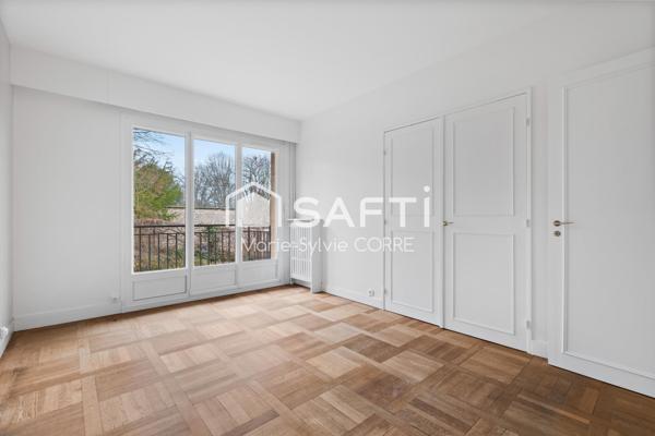 CENTRE de Saint-Germain -en Laye, au calme, appartement FAMILIAL de 131m²