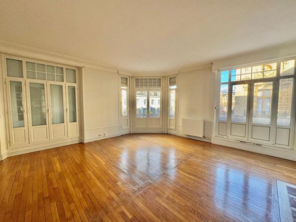 TYPE 5, REIMS - RUE DE VESLE