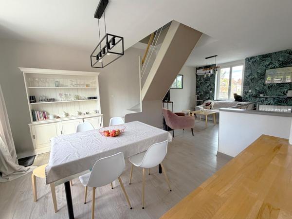 Appartement à MOUVAUX, 59420 - 4 pièces 77m²