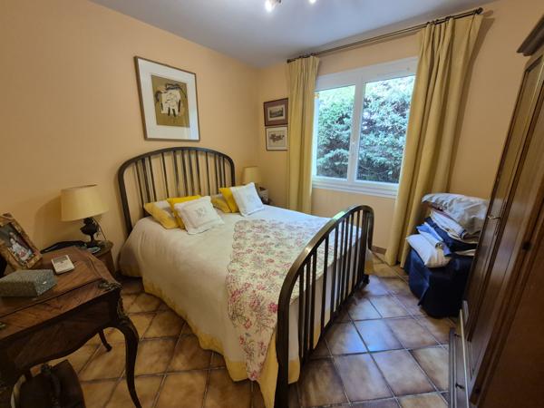 Saint-Rémy-de-Provence (13210) SAINT-REMY-DE-PCE (13210) - MAISON DE PLAIN-PIED AVEC JARDIN ET PISCINE