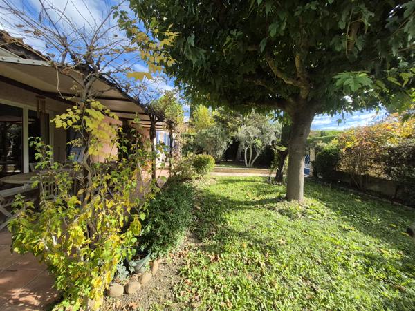 Saint-Rémy-de-Provence (13210) SAINT-REMY-DE-PCE (13210) - MAISON DE PLAIN-PIED AVEC JARDIN ET PISCINE