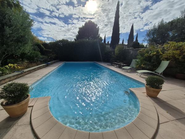 Saint-Rémy-de-Provence (13210) SAINT-REMY-DE-PCE (13210) - MAISON DE PLAIN-PIED AVEC JARDIN ET PISCINE