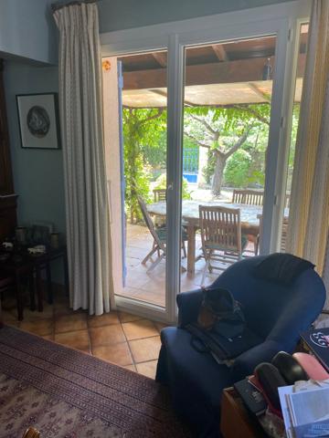 Saint-Rémy-de-Provence (13210) SAINT-REMY-DE-PCE (13210) - MAISON DE PLAIN-PIED AVEC JARDIN ET PISCINE