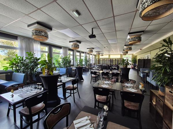 Restaurant- Bar 704m² et fond de commerce