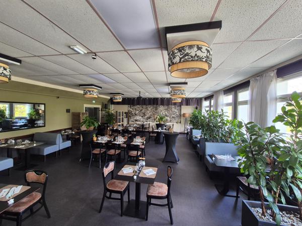 Restaurant- Bar 704m² et fond de commerce