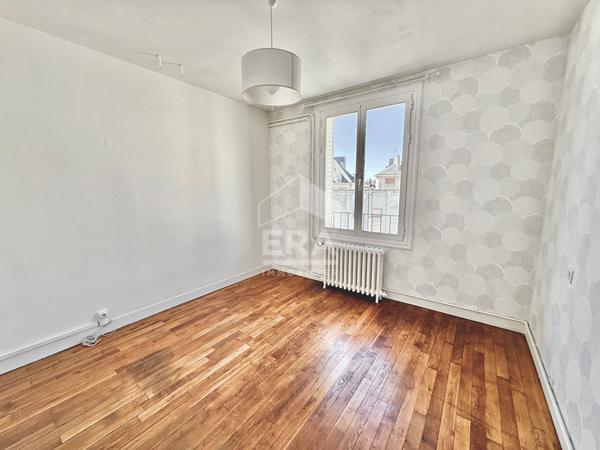 Centre ville d'Orléans , appartement de 3 pièce(s) , surface 80 m2