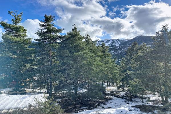À vendre: Terrain à bâtir à Andon