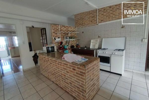 Maison type F3 secteur Saint-Benoit 97470