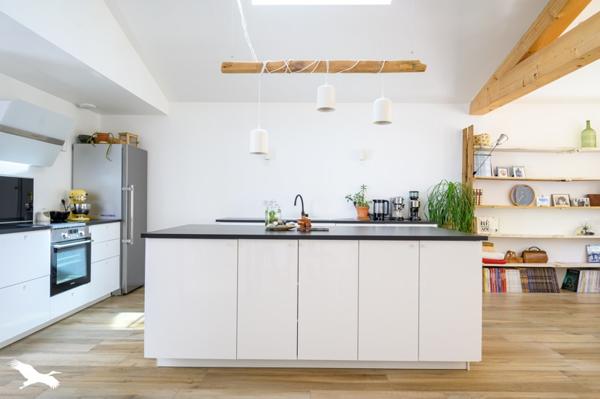 Maison à vendre |                                       La Rochelle |                                        8 pièces  |  202 m²