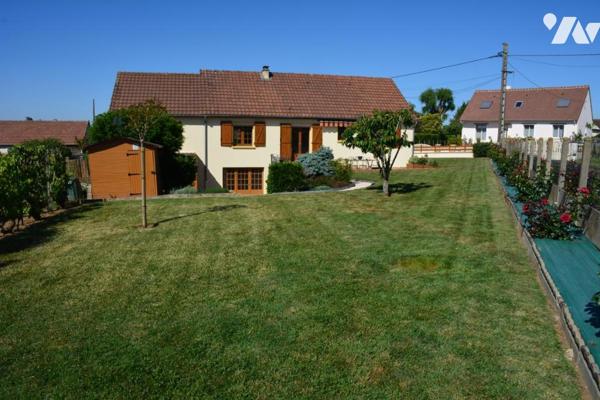 Vente sur la commune de Sablé sur Sarthe une maison avec garage et jardin
