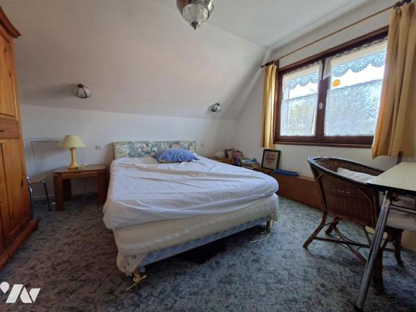 Maison individuelle, semi-plain-pied, 4 chambres, garage et jardin 