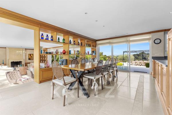Domaine Privé à Mougins : Une Adresse Rare et Confidentielle