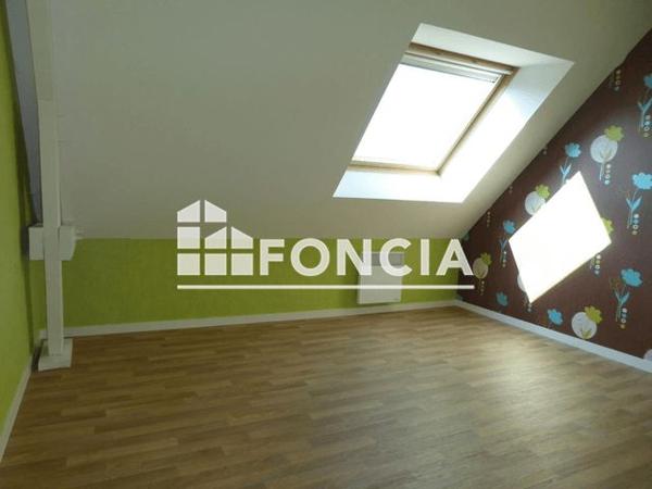 Location Maison 5 pièces 73.3 m² - 7 RUE DES PEUPLIERS Saint Jean Sur Mayenne 53240