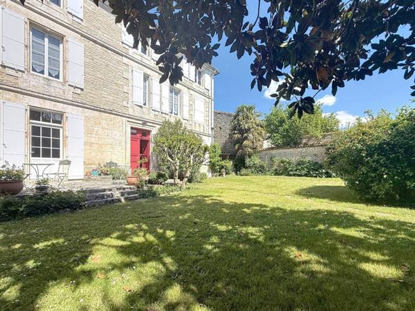 Maison à vendre 9 pièces de 279 m²