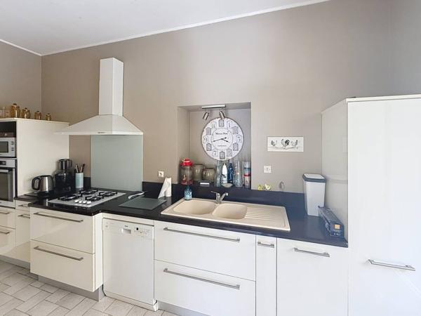 Maison à vendre 9 pièces de 279 m²