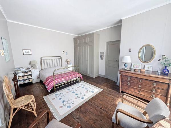 Maison à vendre 9 pièces de 279 m²