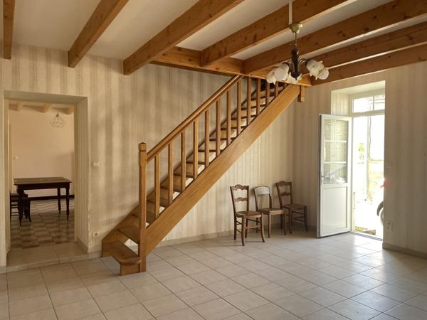 Maison  5 pièce(s)  3 chambre(s)  105 m²