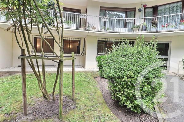 Appartement F5 à vendre  5 pièces - 90,36 m2 TREMBLAY EN FRANCE - 93