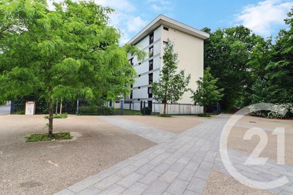 Appartement F5 à vendre  5 pièces - 90,36 m2 TREMBLAY EN FRANCE - 93