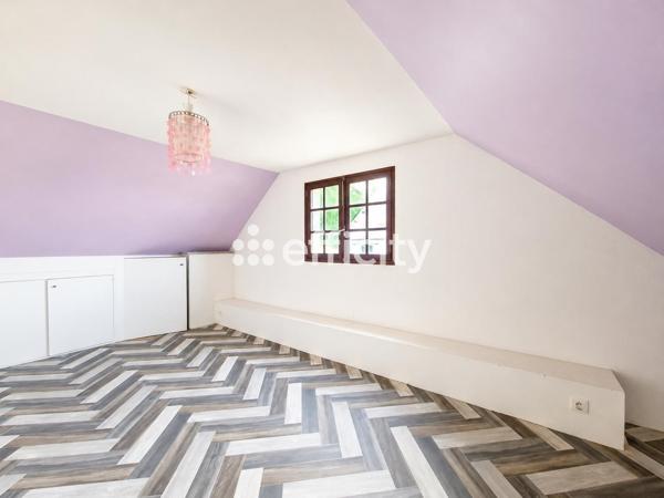 Maison
         5 pièces
        - 114 m² Exclusivité 151 000 € *