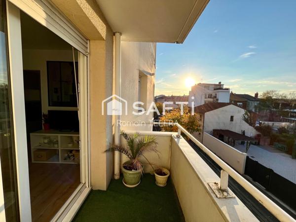 Chartrons : T2 de 51 m² avec un balcon et une vue dégagée