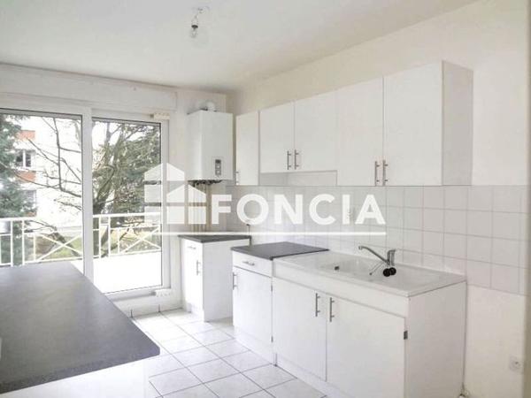 Location Appartement 3 pièces 67.2 m² - 183 RUE DE LA GARE Montluel 01120