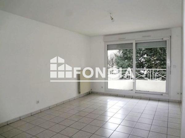 Location Appartement 3 pièces 67.2 m² - 183 RUE DE LA GARE Montluel 01120