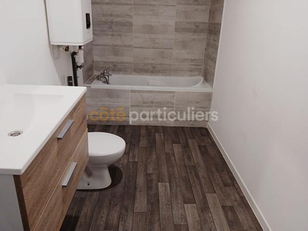 Location
                Appartement45 m² - 2 Pièces -
                    OYONNAX (1100)