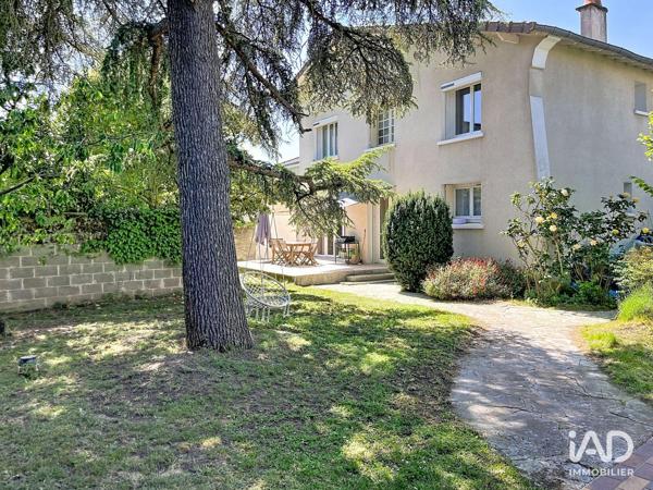 Maison à vendre 5 pièces 140 m² Châtellerault