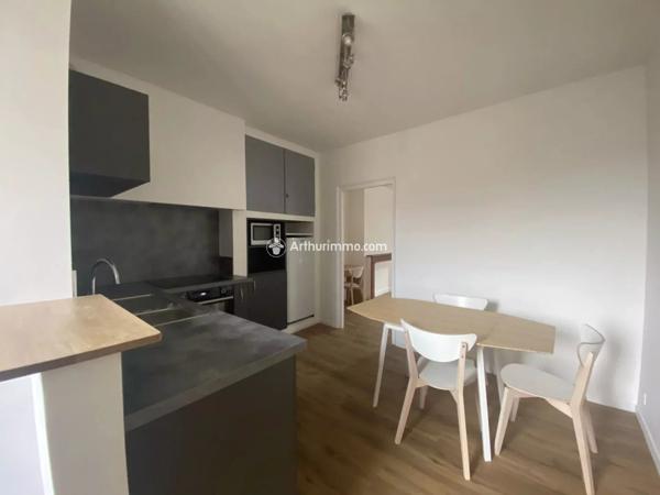 Location Appartement 2 pièces 38 m2 à Millau