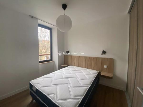 Location Appartement 2 pièces 38 m2 à Millau