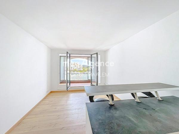 Appartement à COGOLIN, 83310 - 2 pièces 53m²