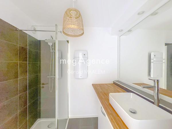 Appartement à COGOLIN, 83310 - 2 pièces 53m²