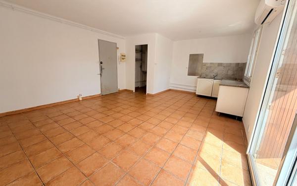 Appartement à vendre    2 pièces • 43 m2 Six-Fours-les-Plages