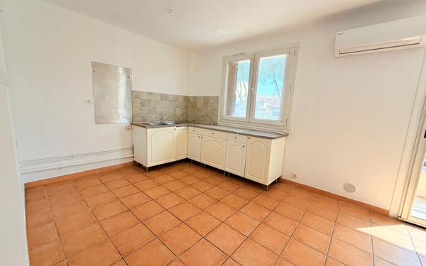 Appartement à vendre    2 pièces • 43 m2 Six-Fours-les-Plages