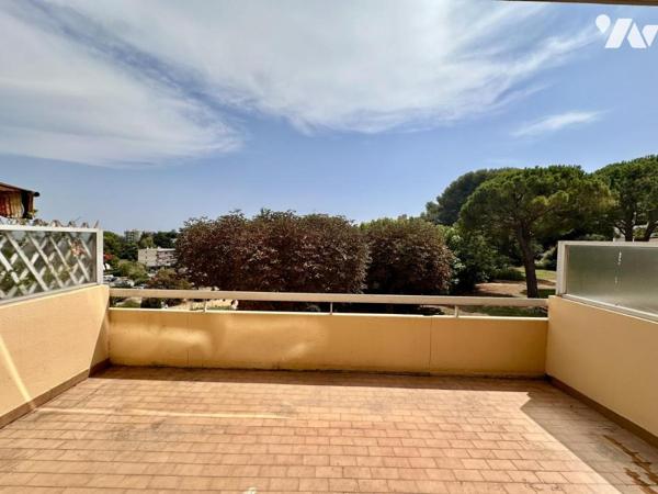 ANTIBES - APPARTEMENT AVEC TERRASSE DE 14M²