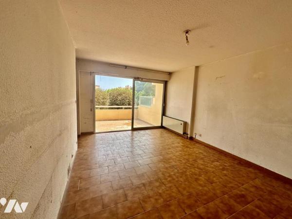 ANTIBES - APPARTEMENT AVEC TERRASSE DE 14M²