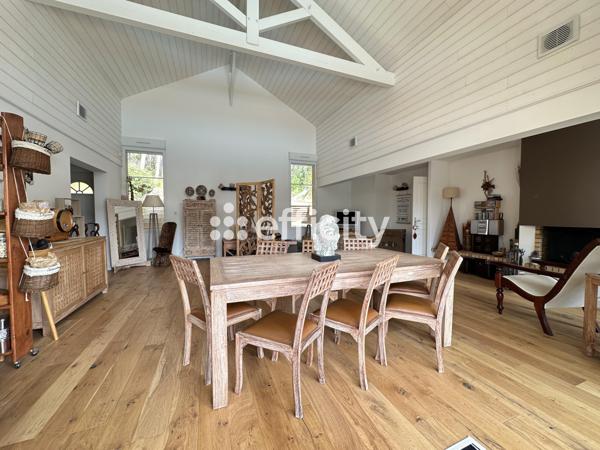 Maison 5 pièces - 140 m² Bien prestige