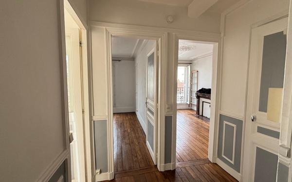 Appartement à vendre    3 pièces • 47 m2 Paris 14