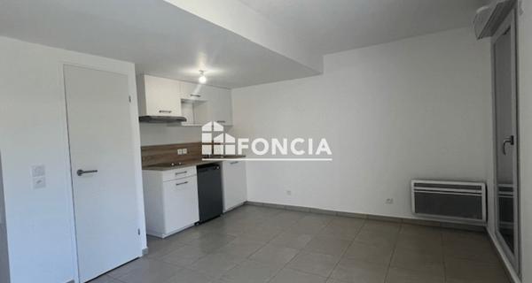 À vendre Studio 41 m² - Rillieux-la-pape 69140