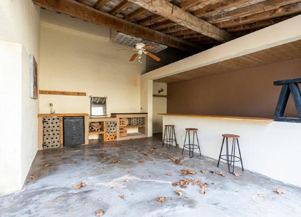 Maison à vendre    5 pièces • 160 m2 Marsillargues