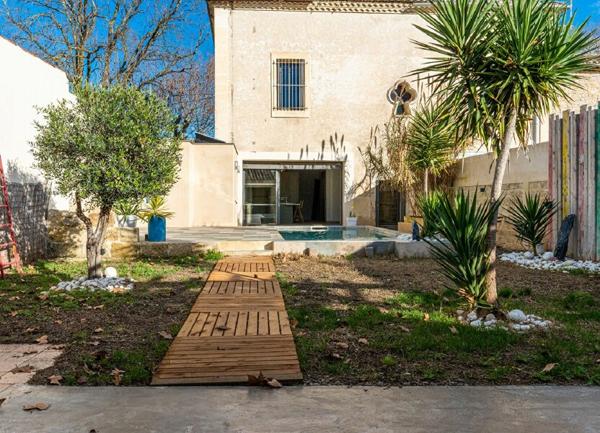 Maison à vendre    5 pièces • 160 m2 Marsillargues