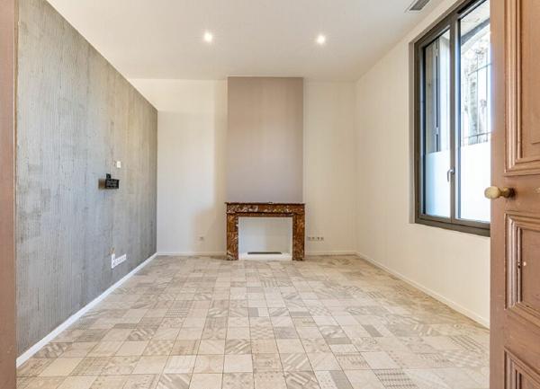 Maison à vendre    5 pièces • 160 m2 Marsillargues